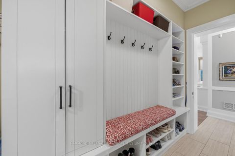 Photo 18 at 25 Sifton Court, Bayview Village, Toronto