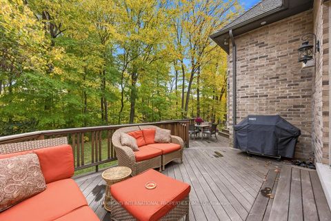 Photo 35 at 25 Sifton Court, Bayview Village, Toronto