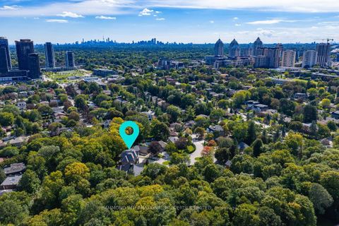 Photo 40 at 25 Sifton Court, Bayview Village, Toronto