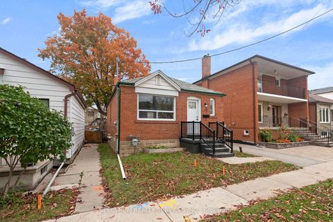 Photo 2 at 11 Vimy Avenue, Weston, Toronto
