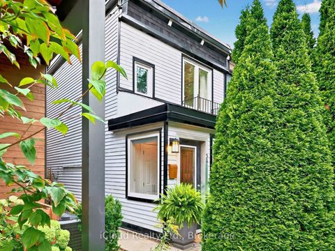 Photo 2 at 54 Arundel Avenue, Danforth, Toronto