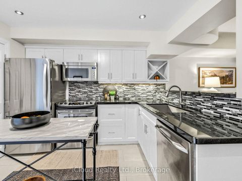 Photo 19 at 54 Arundel Avenue, Danforth, Toronto