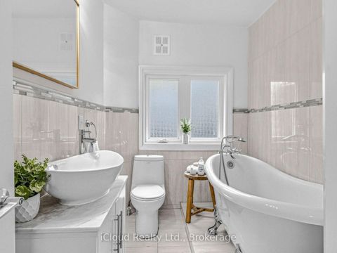 Photo 33 at 54 Arundel Avenue, Danforth, Toronto