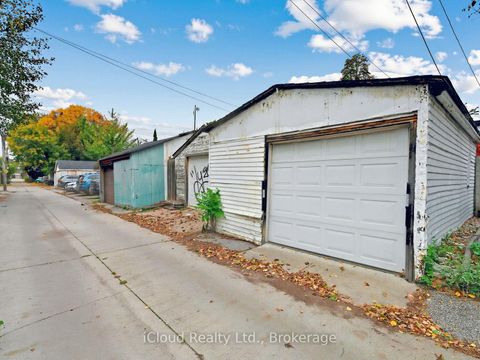 Photo 41 at 54 Arundel Avenue, Danforth, Toronto