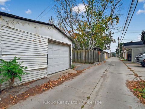 Photo 42 at 54 Arundel Avenue, Danforth, Toronto