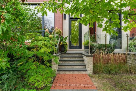 Photo 3 at 5 Thurloe Avenue, Mount Pleasant East, Toronto