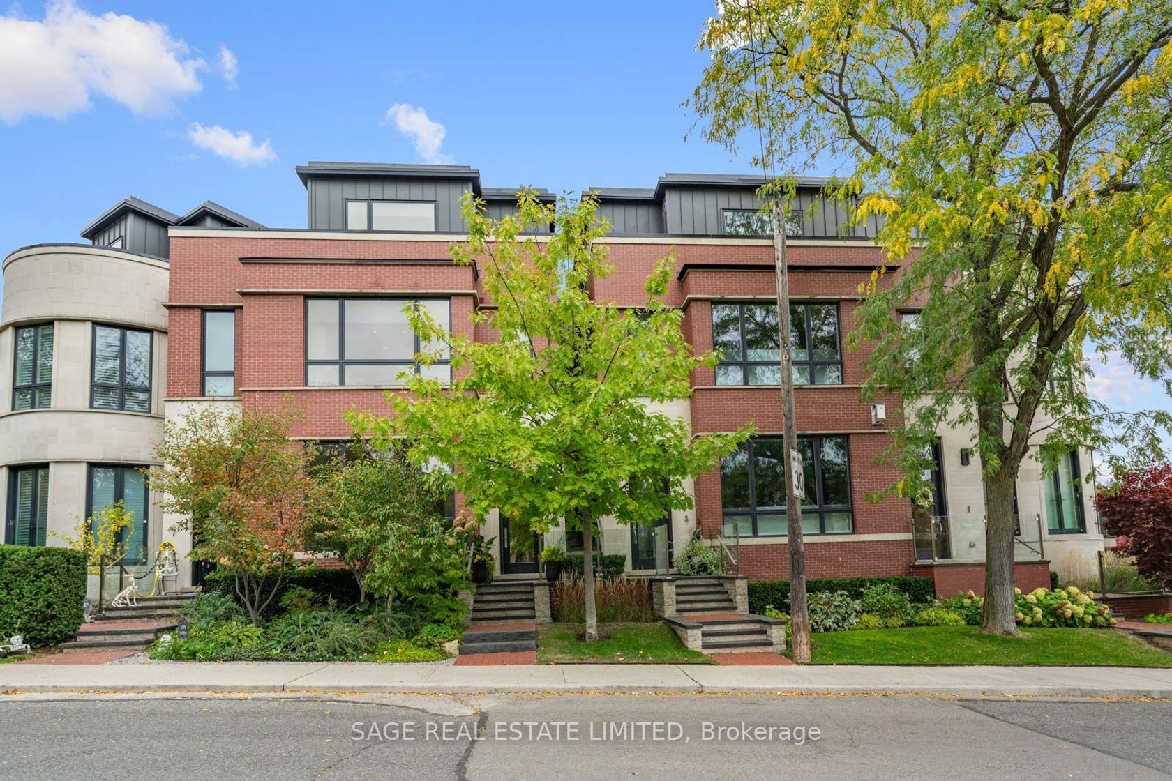 5 Thurloe Avenue, Mount Pleasant East, Toronto 