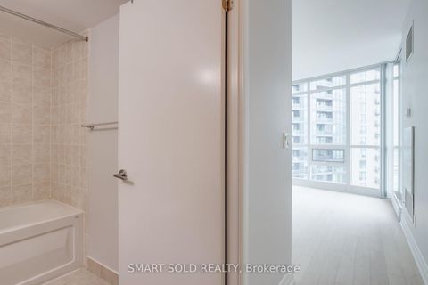 Photo 16 at 2603 - 231 Fort York Boulevard, Niagara, Toronto