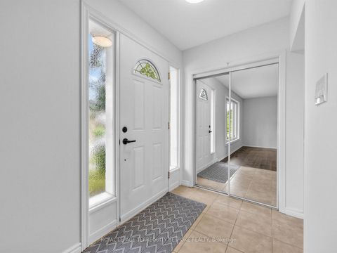 Photo 7 at 9 Midcroft Drive, Malvern West, Toronto