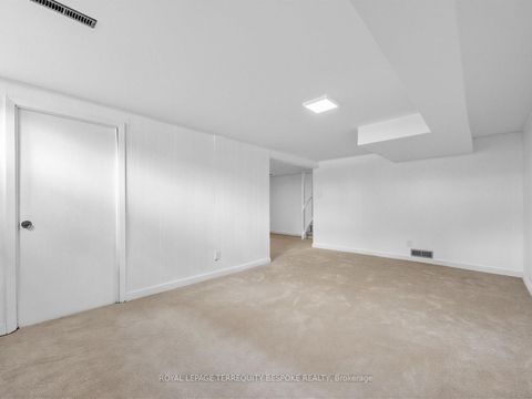 Photo 36 at 9 Midcroft Drive, Malvern West, Toronto