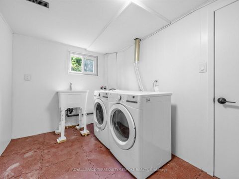 Photo 38 at 9 Midcroft Drive, Malvern West, Toronto