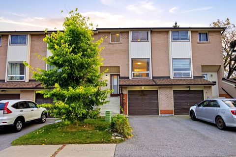 Photo 1 at 196 - 41 Collinsgrove Road, West Hill, Toronto