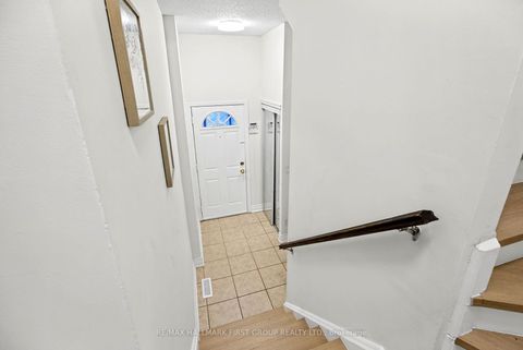 Photo 3 at 196 - 41 Collinsgrove Road, West Hill, Toronto
