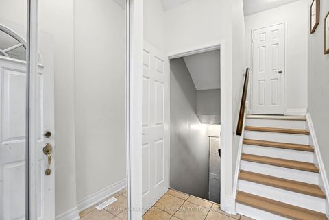 Photo 5 at 196 - 41 Collinsgrove Road, West Hill, Toronto