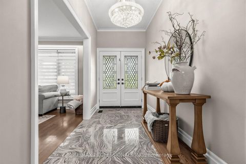 Photo 9 at 182 Gracefield Avenue, Rustic, Toronto