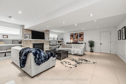 Photo 34 at 182 Gracefield Avenue, Rustic, Toronto