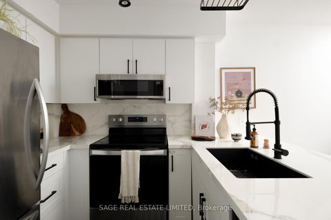 Photo 7 at 3303 - 33 Sudbury Street, Niagara, Toronto