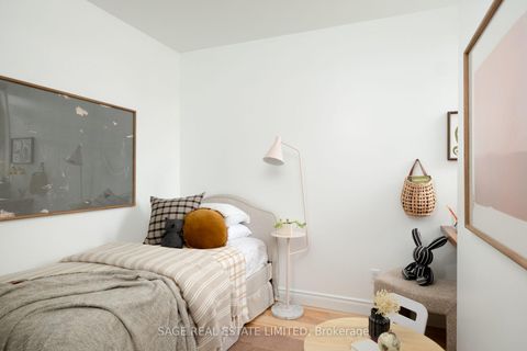 Photo 11 at 3303 - 33 Sudbury Street, Niagara, Toronto