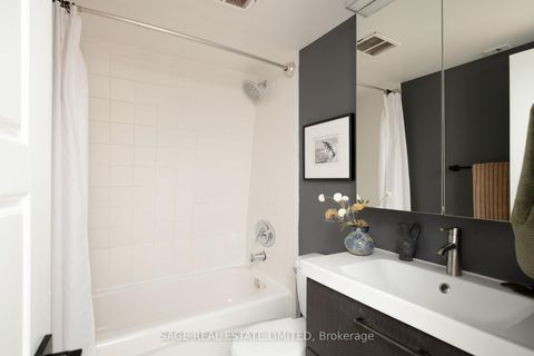 Photo 15 at 3303 - 33 Sudbury Street, Niagara, Toronto