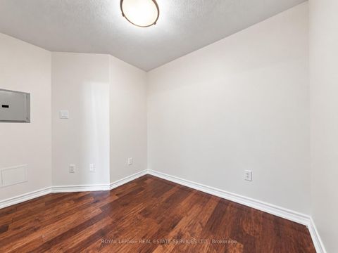 Photo 10 at 401 - 300 Balliol Street, Mount Pleasant West, Toronto