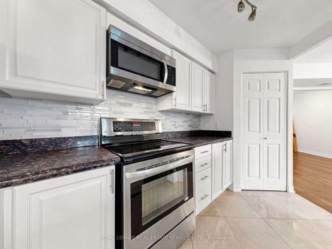 Photo 14 at 401 - 300 Balliol Street, Mount Pleasant West, Toronto