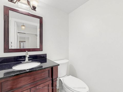 Photo 15 at 401 - 300 Balliol Street, Mount Pleasant West, Toronto