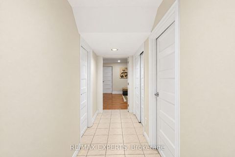 Photo 24 at 11 Knollside Drive, Mill Pond, Richmond Hill
