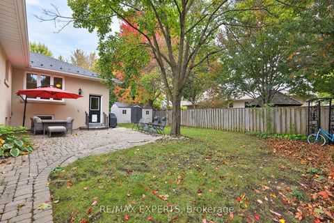 Photo 34 at 11 Knollside Drive, Mill Pond, Richmond Hill
