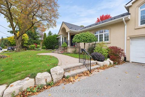 Photo 39 at 11 Knollside Drive, Mill Pond, Richmond Hill