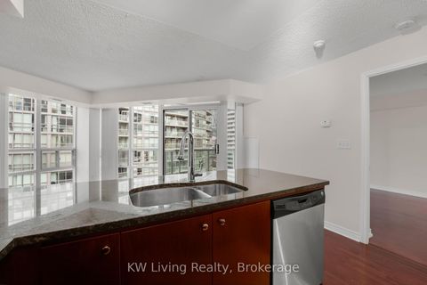 Photo 10 at 1801 - 51 Lower Simcoe Street, Waterfront Communities C1, Toronto