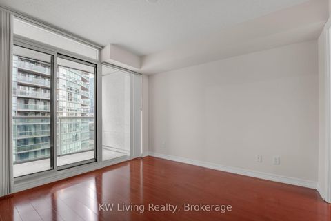 Photo 11 at 1801 - 51 Lower Simcoe Street, Waterfront Communities C1, Toronto