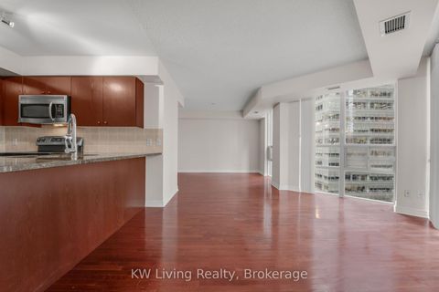 Photo 15 at 1801 - 51 Lower Simcoe Street, Waterfront Communities C1, Toronto