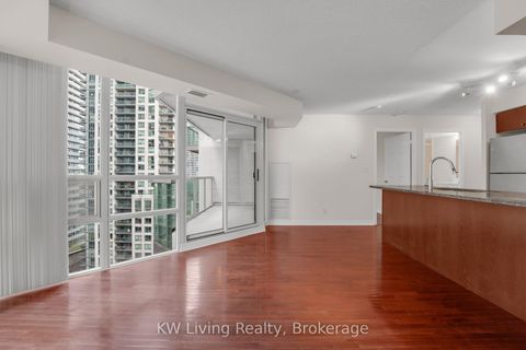 Photo 16 at 1801 - 51 Lower Simcoe Street, Waterfront Communities C1, Toronto