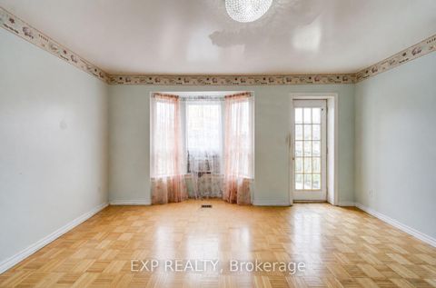 Photo 21 at 170 Wallace Avenue, Junction, Toronto
