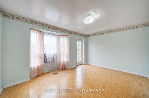 Photo 22 at 170 Wallace Avenue, Junction, Toronto