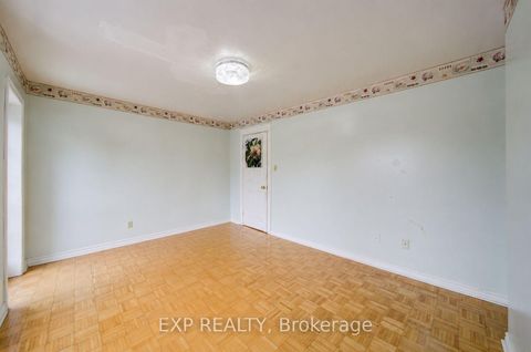 Photo 23 at 170 Wallace Avenue, Junction, Toronto