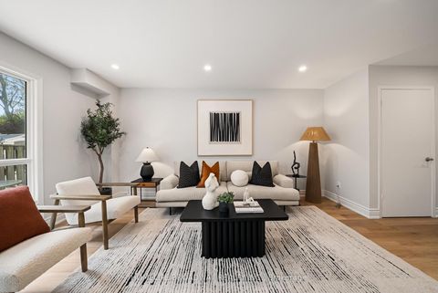 Photo 5 at 44 Hollyberry Trail, Hillcrest Village, Toronto