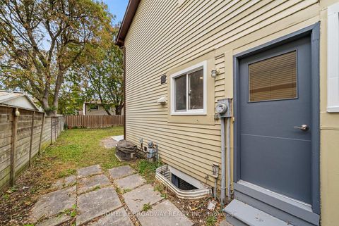 Photo 29 at 44 Hollyberry Trail, Hillcrest Village, Toronto