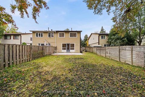 Photo 32 at 44 Hollyberry Trail, Hillcrest Village, Toronto