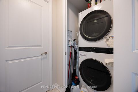 Photo 20 at 605 - 1630 Queen Street E, The Beaches, Toronto