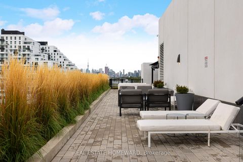 Photo 21 at 605 - 1630 Queen Street E, The Beaches, Toronto