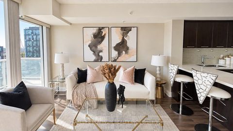 Photo 6 at 802 - 565 Wilson Avenue, Clanton Park, Toronto