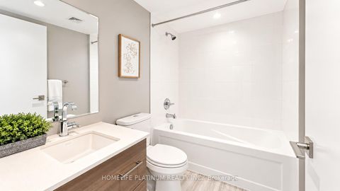 Photo 14 at 802 - 565 Wilson Avenue, Clanton Park, Toronto