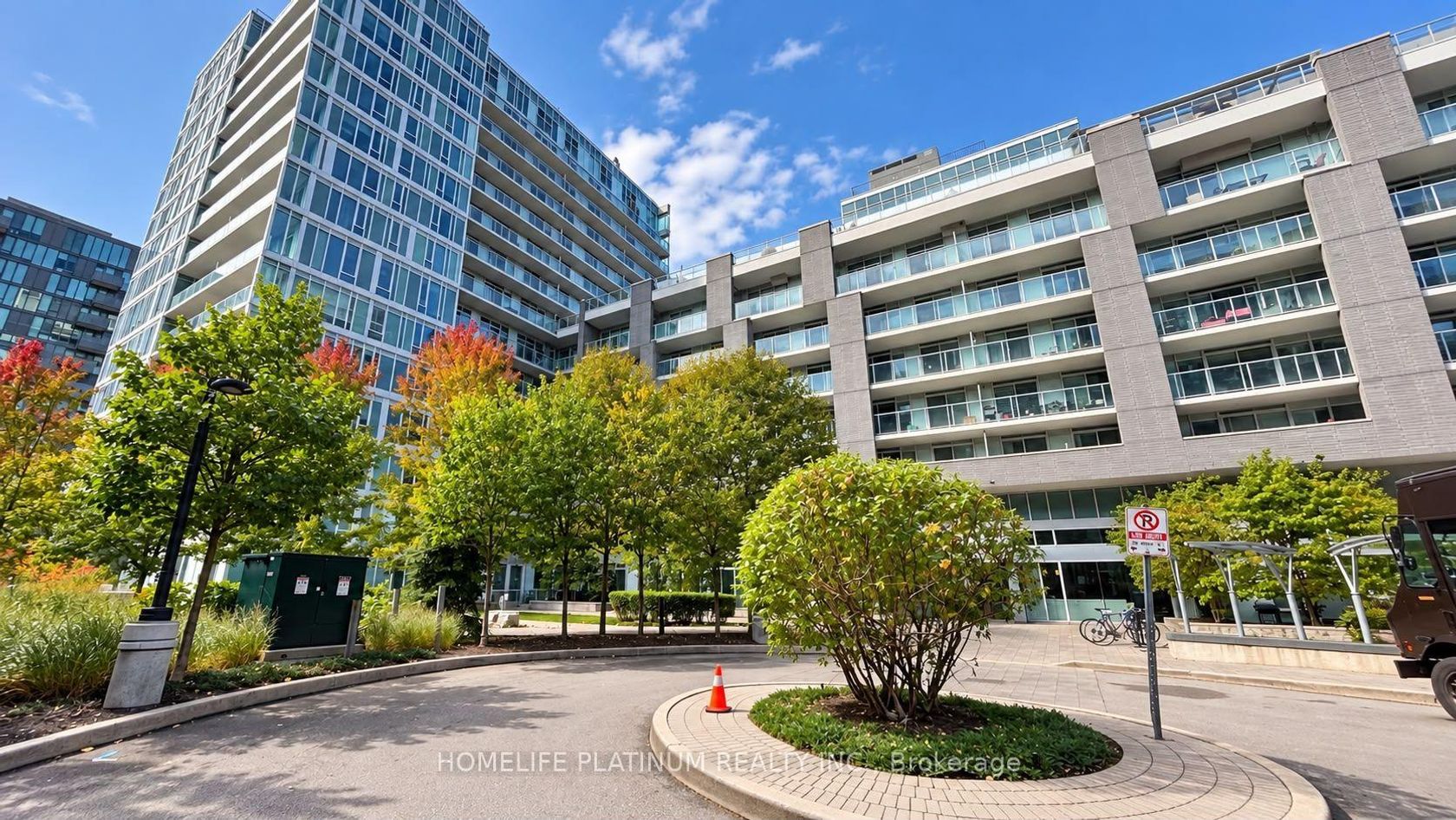 802 - 565 Wilson Avenue, Clanton Park, Toronto 