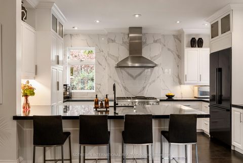 Photo 8 at 92 Woodlawn Avenue W, St. Clair, Toronto