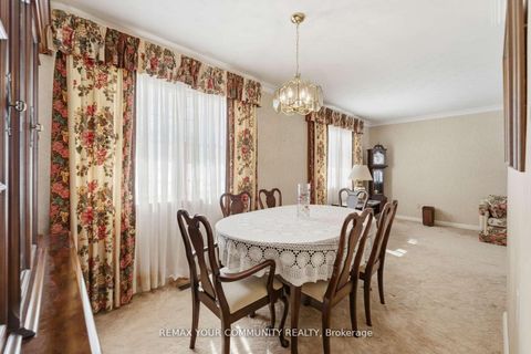 Photo 12 at 29 Patricia Drive, King City, King