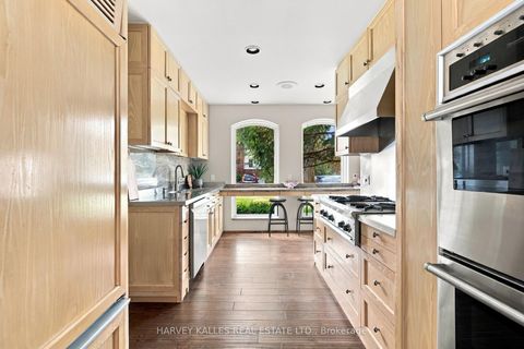 Photo 17 at 148 Strathallan Boulevard, Lawrence Park South, Toronto