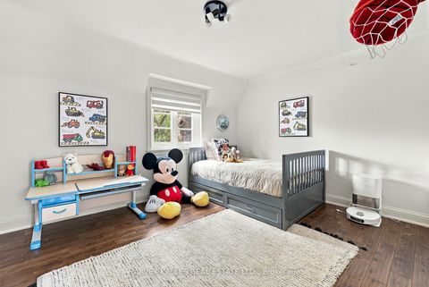 Photo 31 at 148 Strathallan Boulevard, Lawrence Park South, Toronto