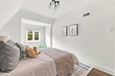 Photo 38 at 148 Strathallan Boulevard, Lawrence Park South, Toronto