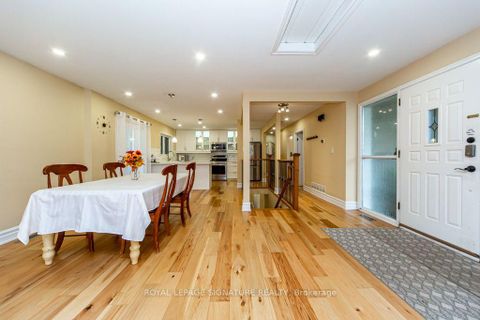 Photo 6 at 10 Beaver Bend Crescent, West Deane, Toronto